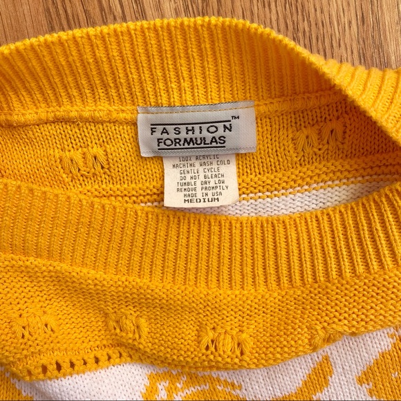 Vintage 80s/90s marigold fish striped short sleeve sweater - Picture 6 of 9